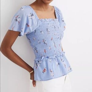 Madewell Smocked Flutter-Sleeve Top in Aloha Floral - size S